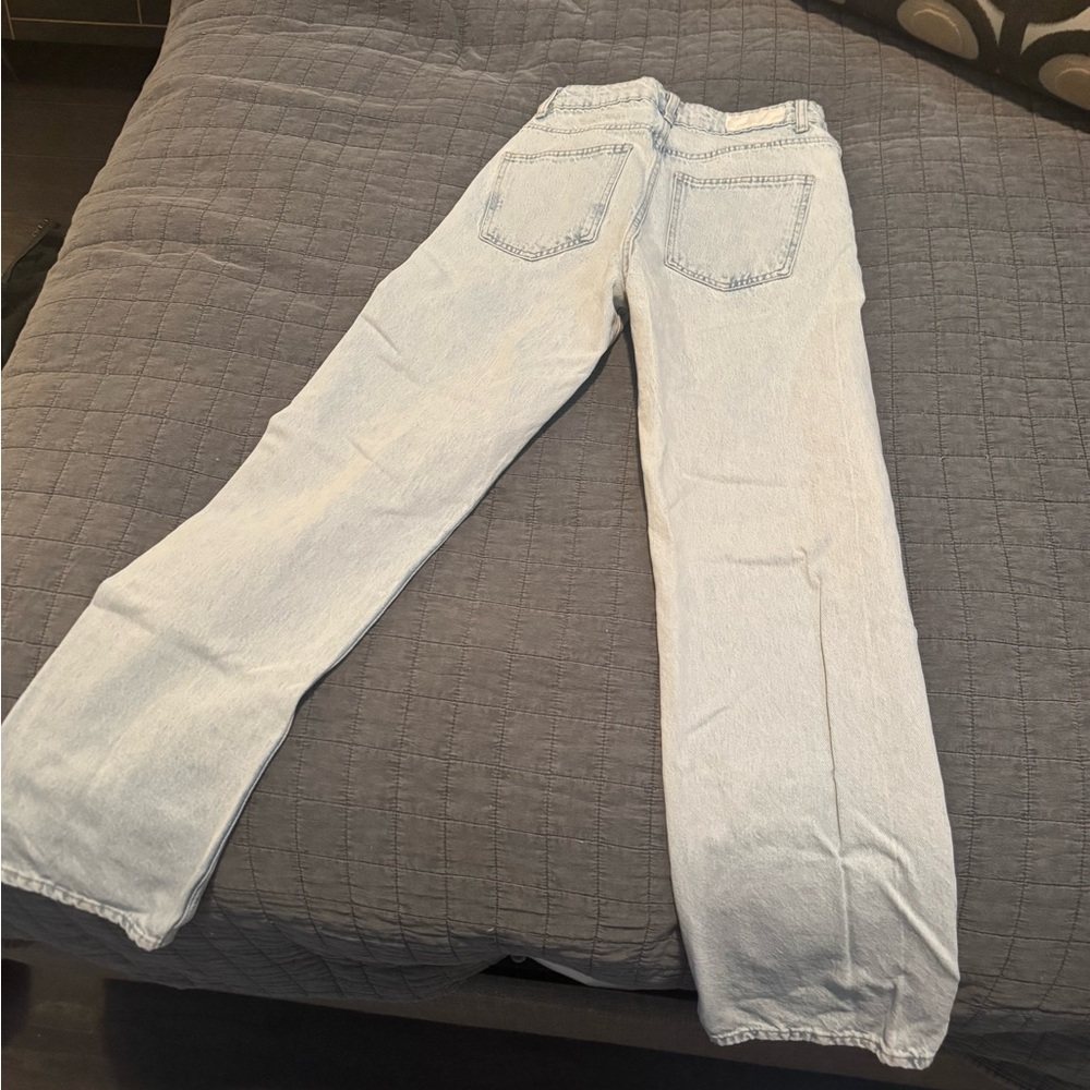 Zara Light Blue Denim Jeans - Picture 2 of 4